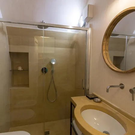 Casa Galateo 20 Bed and Breakfast 2*
