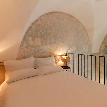 Casa Galateo 20 Bed & Breakfast 4*